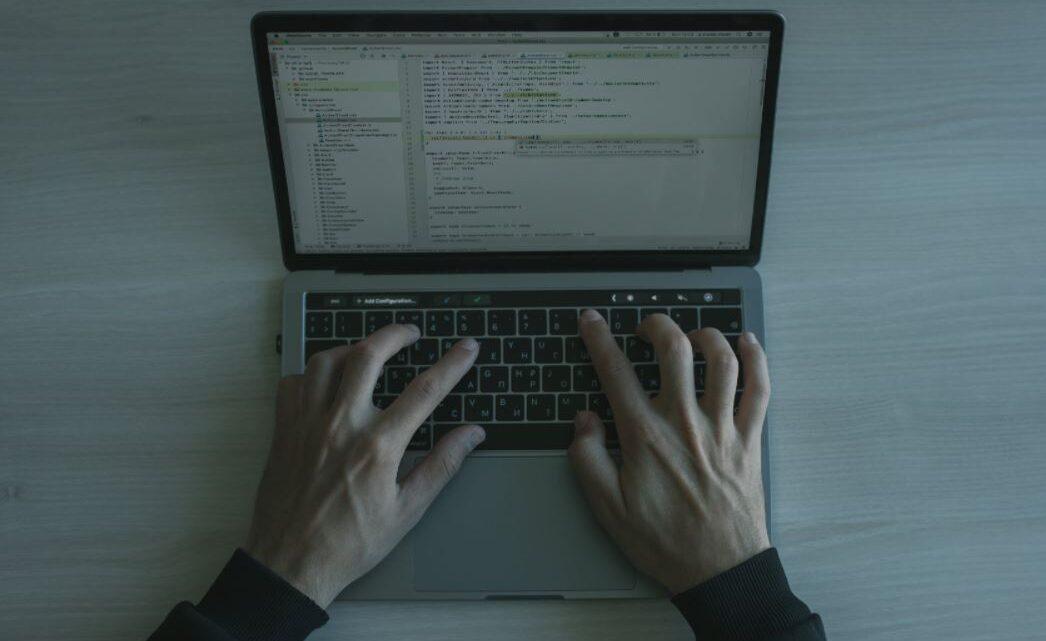 Zuverlässigkeit von Software-Prozessen sicherstellen: Ein Überblick